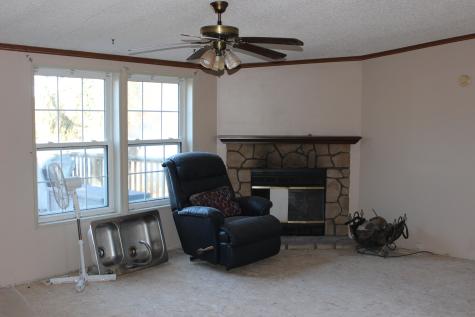 5 Ferwind Lane Champlain NY 12919