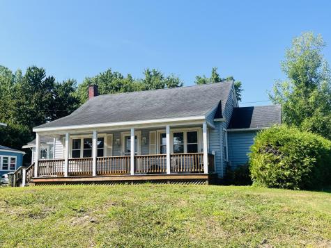 43 Maple Street Morrisonville NY 12962
