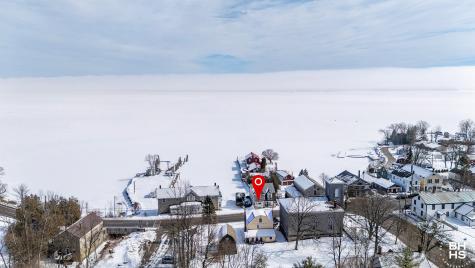 2755 Essex Road Essex NY 12936