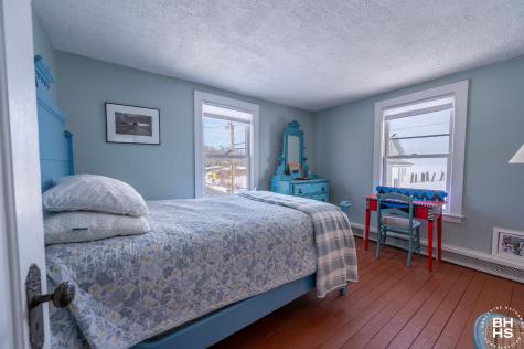 2755 Essex Road Essex NY 12936