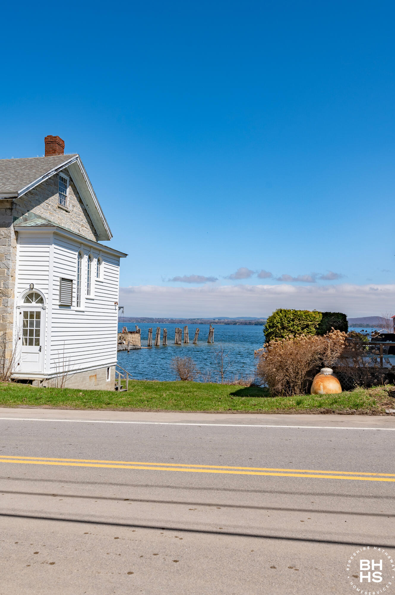 2755 Essex Road Essex NY 12936