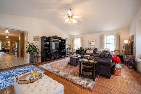 5 Summit Drive Peru NY 12972