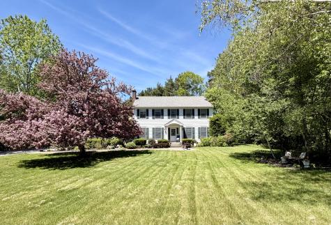 5 Summit Drive Peru NY 12972