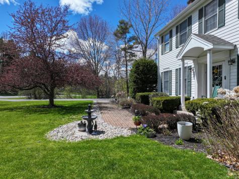 5 Summit Drive Peru NY 12972