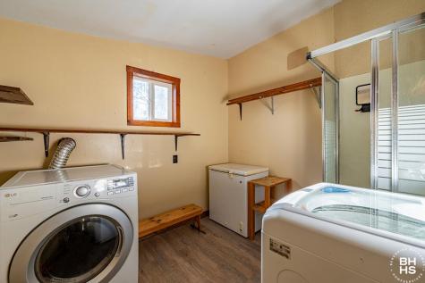 136 Old Military Road Lake Placid NY 12946