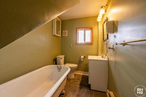 136 Old Military Road Lake Placid NY 12946