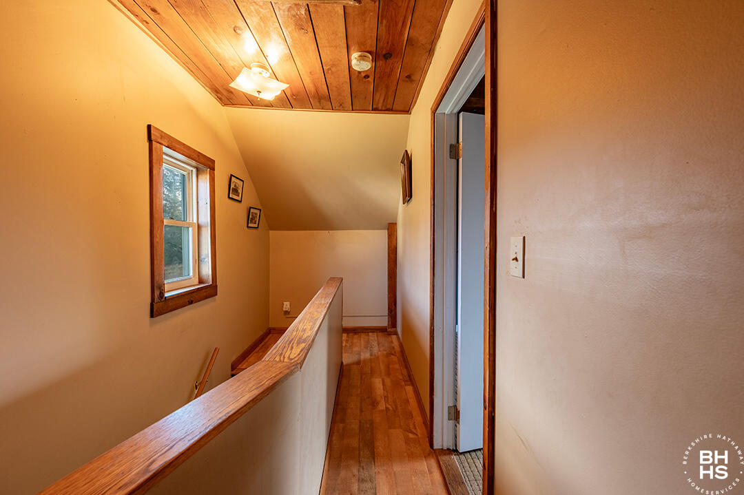 136 Old Military Road Lake Placid NY 12946