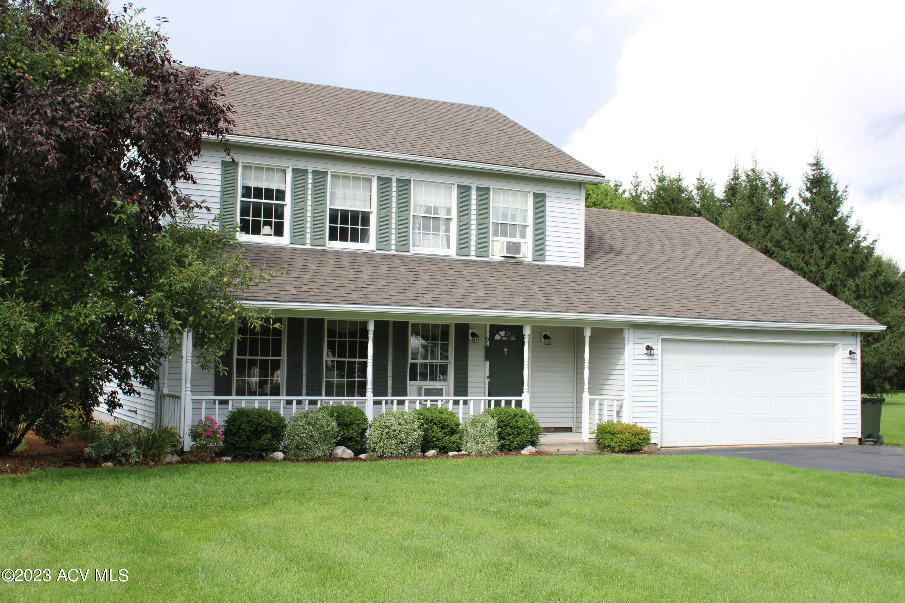 9 Joyce Avenue Morrisonville NY 12962