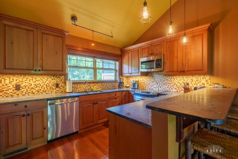 6 Bowman Lane Wilmington NY 12997