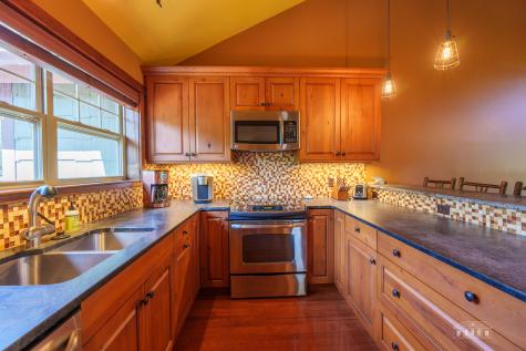 6 Bowman Lane Wilmington NY 12997