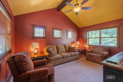 6 Bowman Lane Wilmington NY 12997