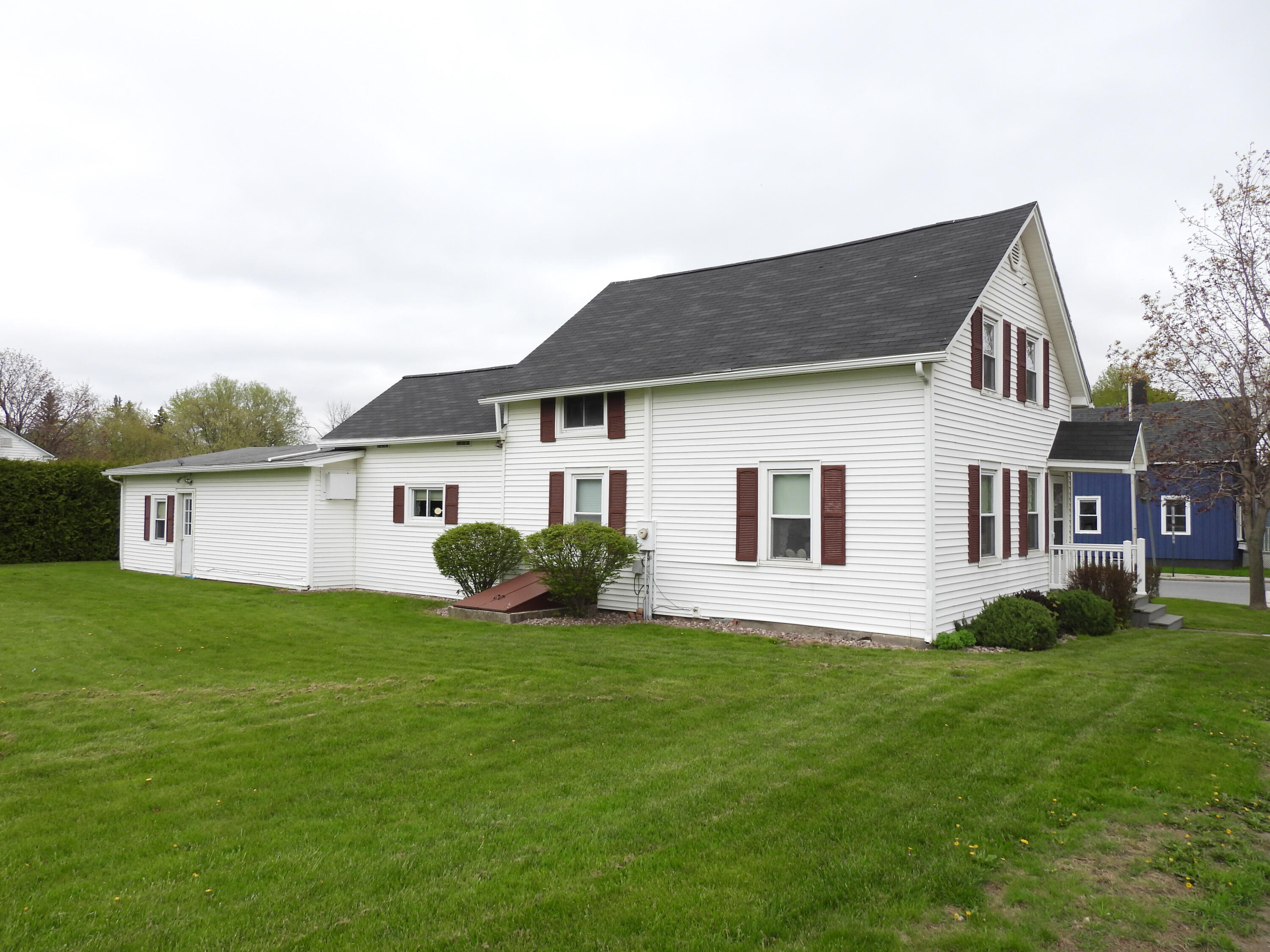 122 Maple Street Rouses Point NY 12979