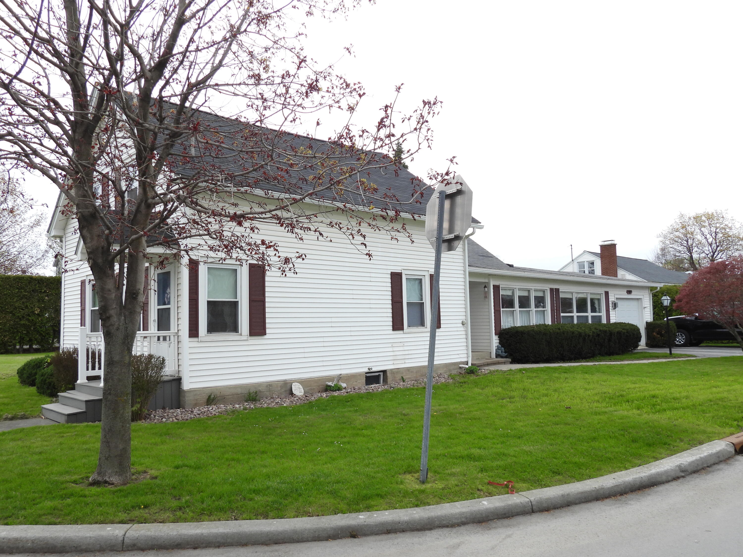 122 Maple Street Rouses Point NY 12979