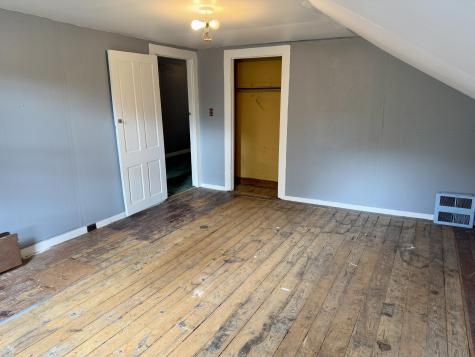 55 Union Road Peru NY 12972