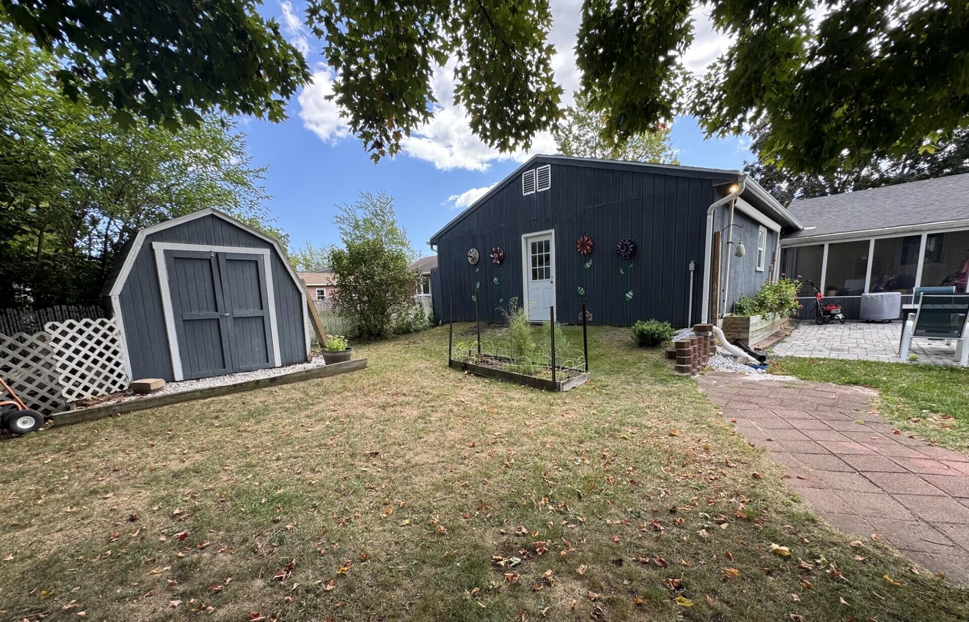 18 Mcintosh Drive Peru NY 12972