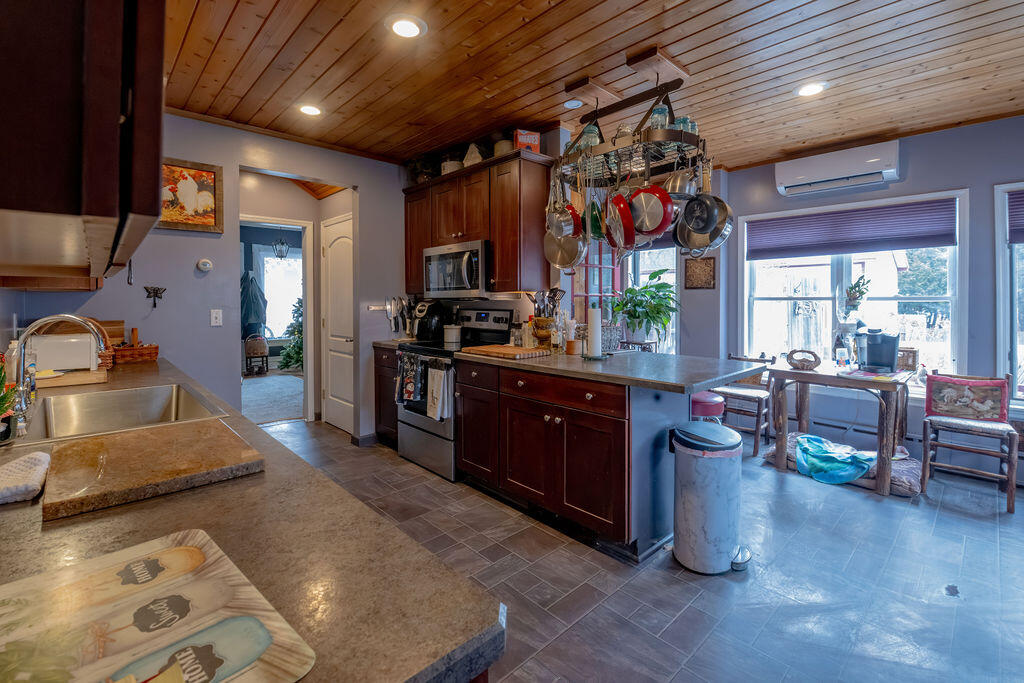 8 School Lane Au Sable Forks NY 12912