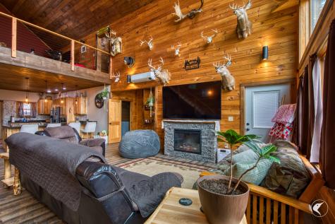 31 Abbey Way Wilmington NY 12997