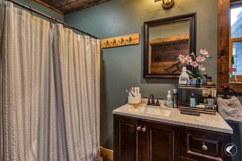 31 Abbey Way Wilmington NY 12997