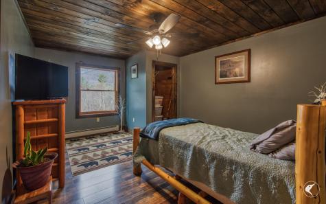 31 Abbey Way Wilmington NY 12997