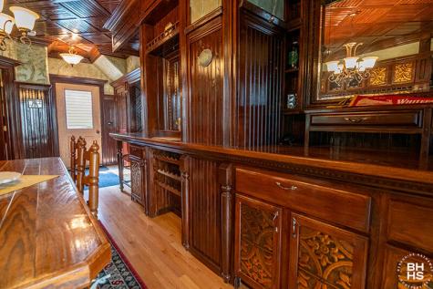 10918 Nys Route 9n Keene NY 12942