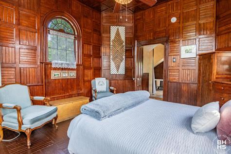 10918 Nys Route 9n Keene NY 12942