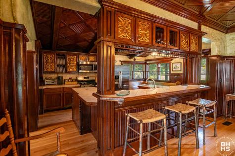 10918 Nys Route 9n Keene NY 12942