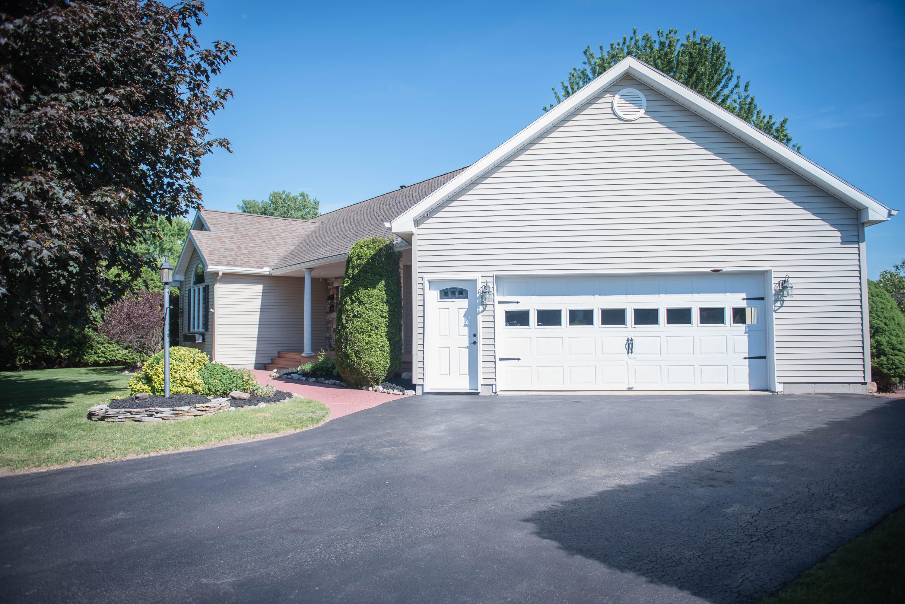 35 Smith Street Rouses Point NY 12979