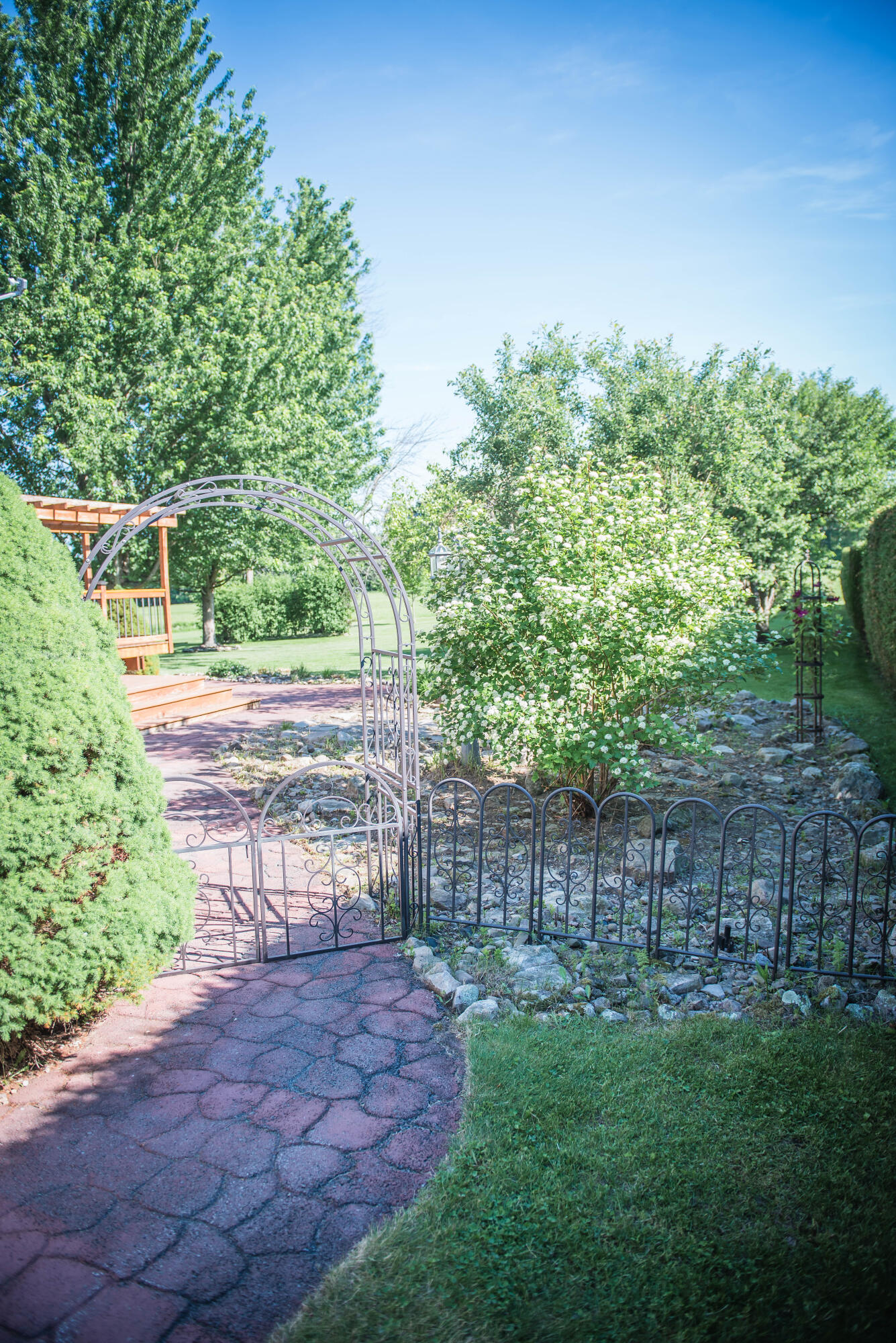 35 Smith Street Rouses Point NY 12979