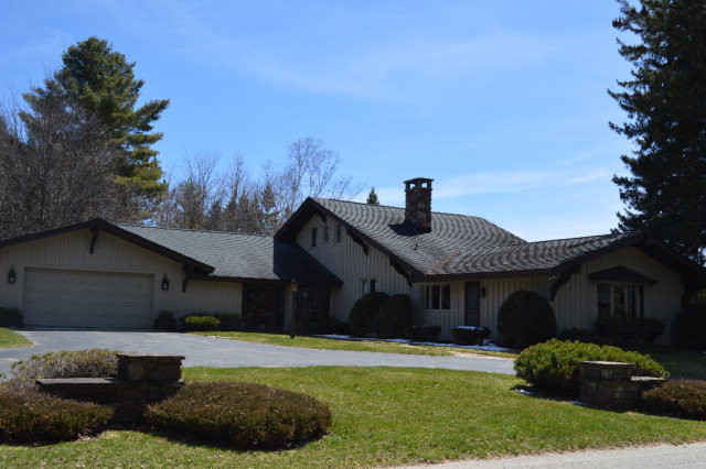 12 Signal Hill Road Lake Placid NY 12946