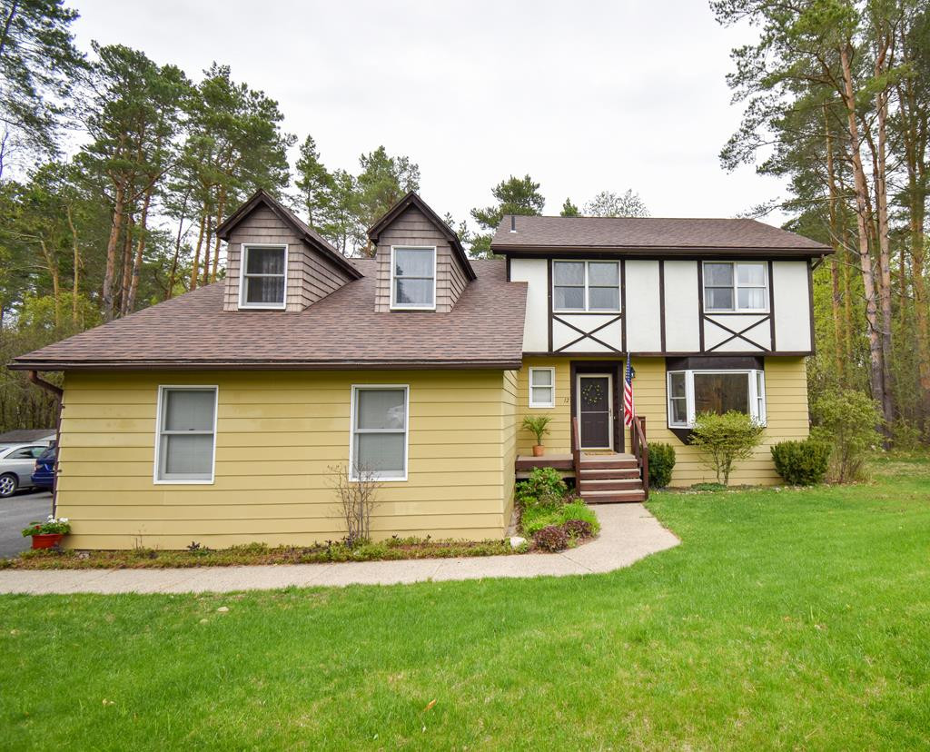 12 Pinewood Drive Peru NY 12972
