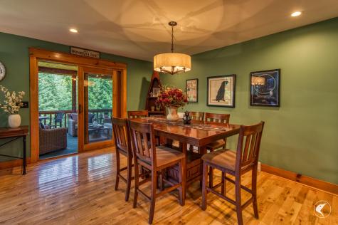 12 Rustic Way Lake Placid NY 12946