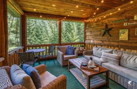 12 Rustic Way Lake Placid NY 12946