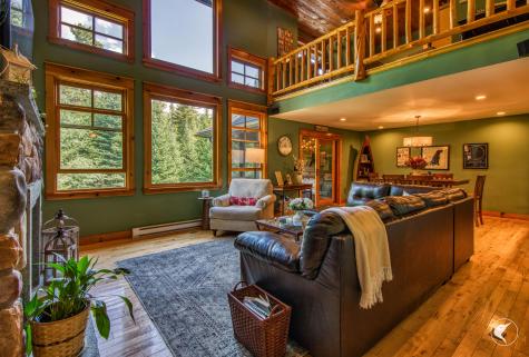 12 Rustic Way Lake Placid NY 12946