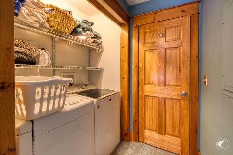 12 Rustic Way Lake Placid NY 12946