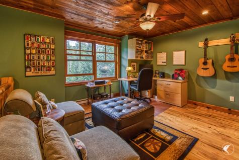 12 Rustic Way Lake Placid NY 12946