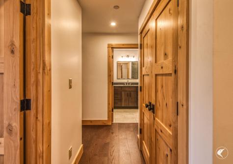 84 Long Pond Trail Lake Placid NY 12946
