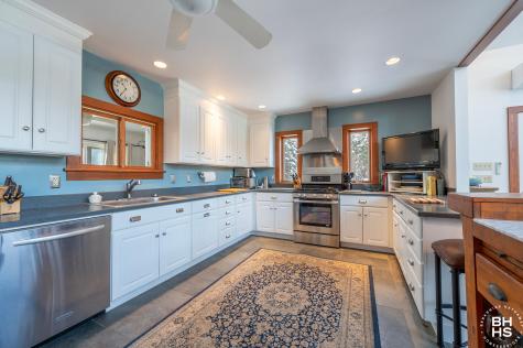 9977 Route 9n Keene NY 12942