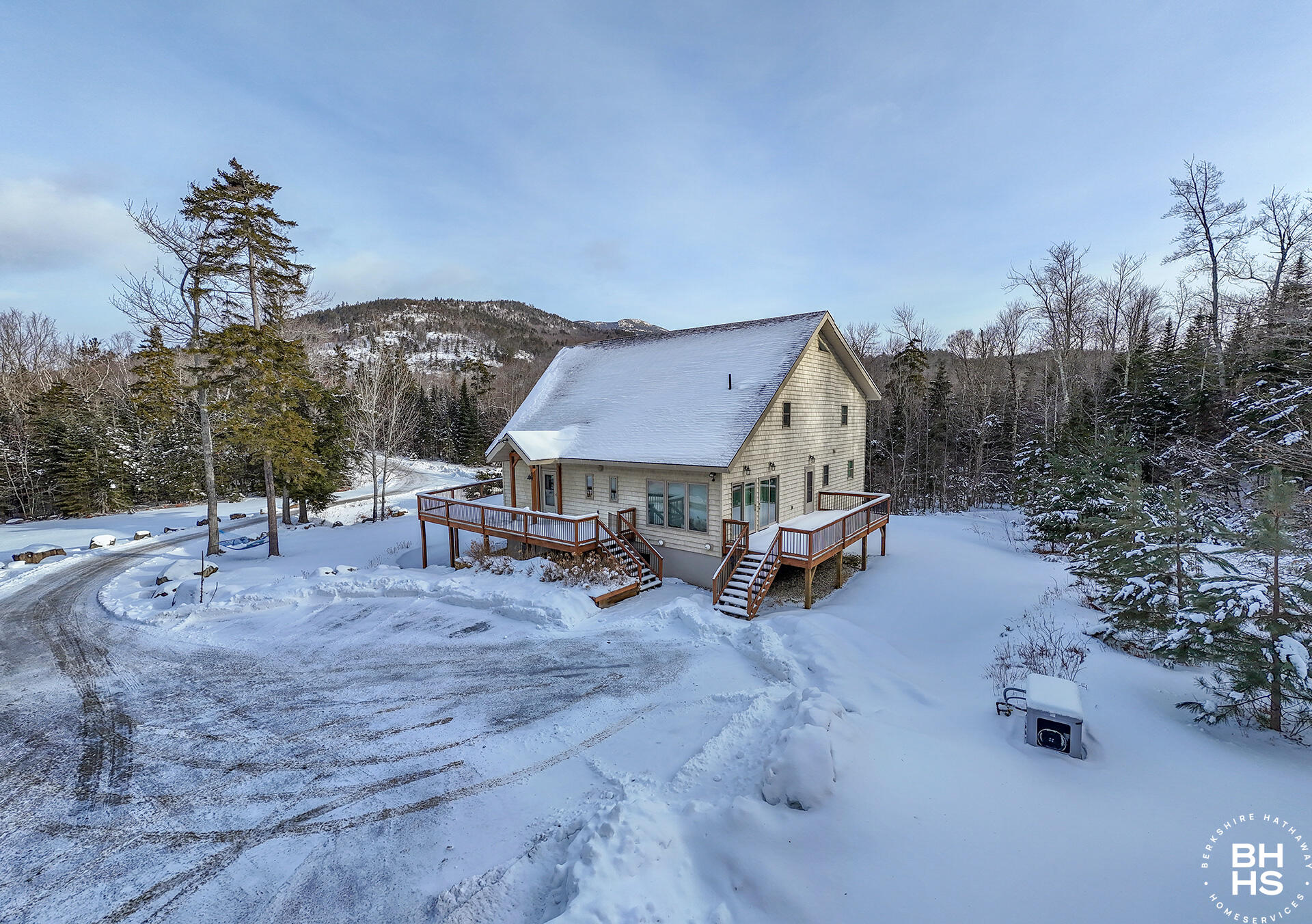 9977 Route 9n Keene NY 12942
