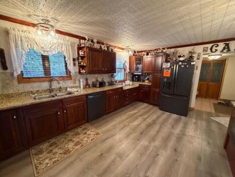 187 South Street Champlain NY 12919