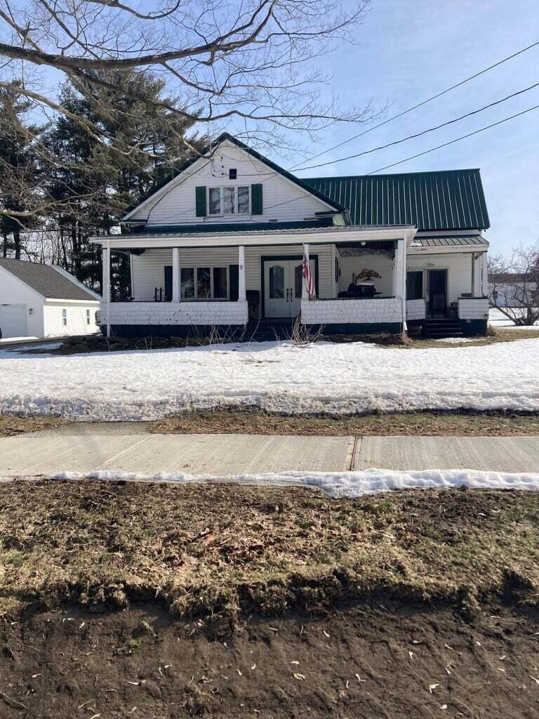 9 Franklin Street Chateaugay NY 12920