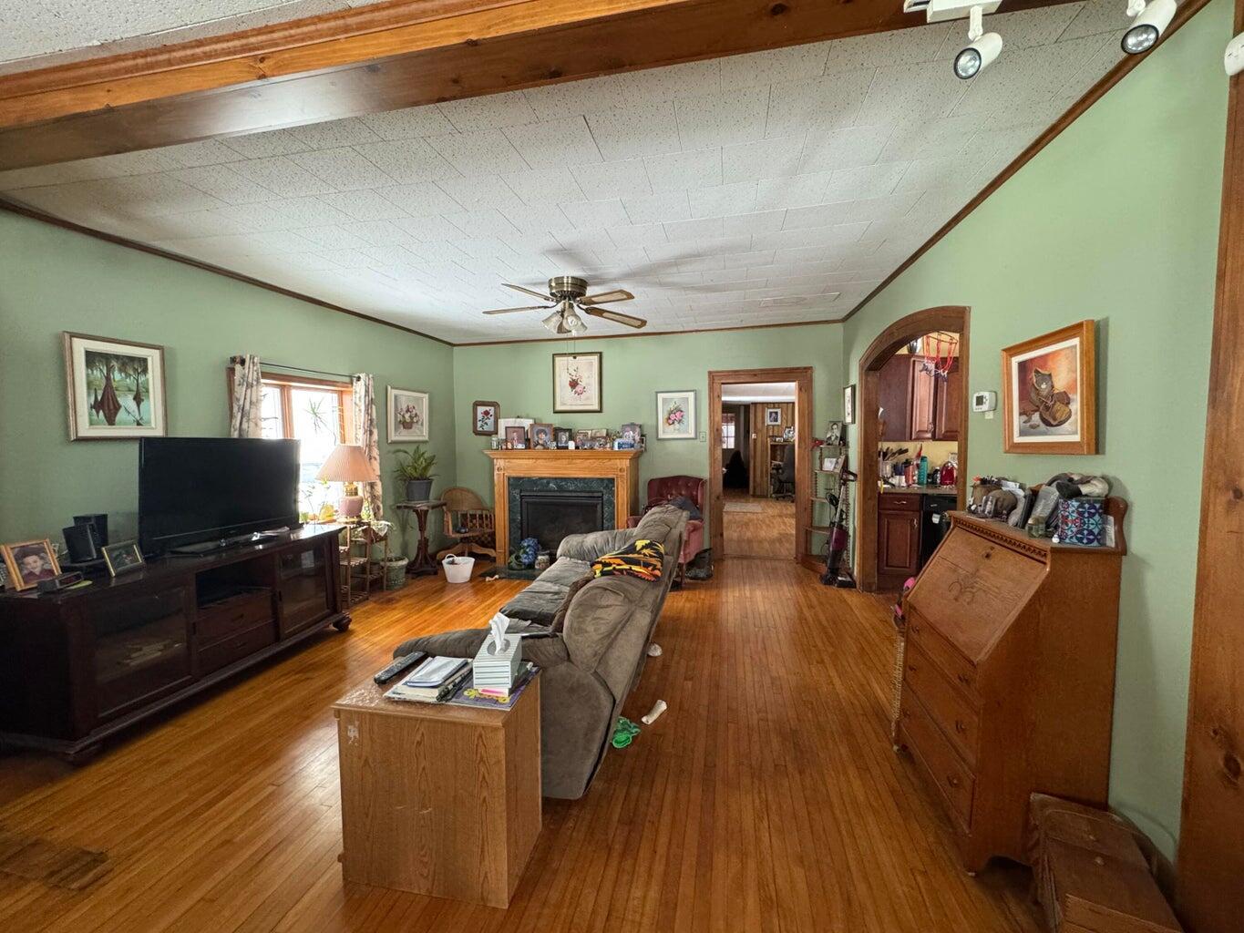 9 Franklin Street Chateaugay NY 12920