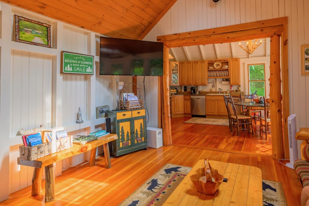 12 George & Bliss Lane Lake Placid NY 12946