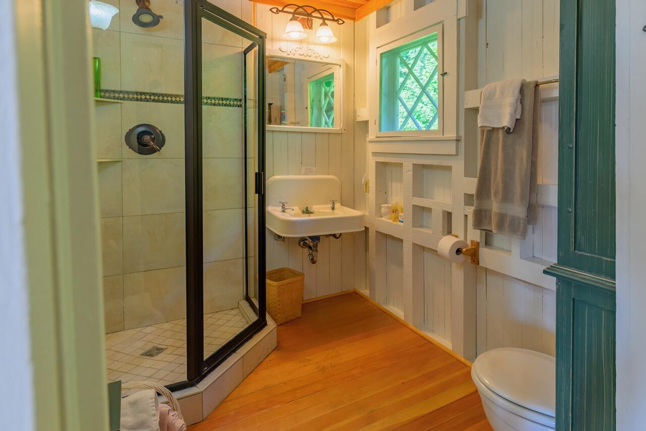 12 George & Bliss Lane Lake Placid NY 12946