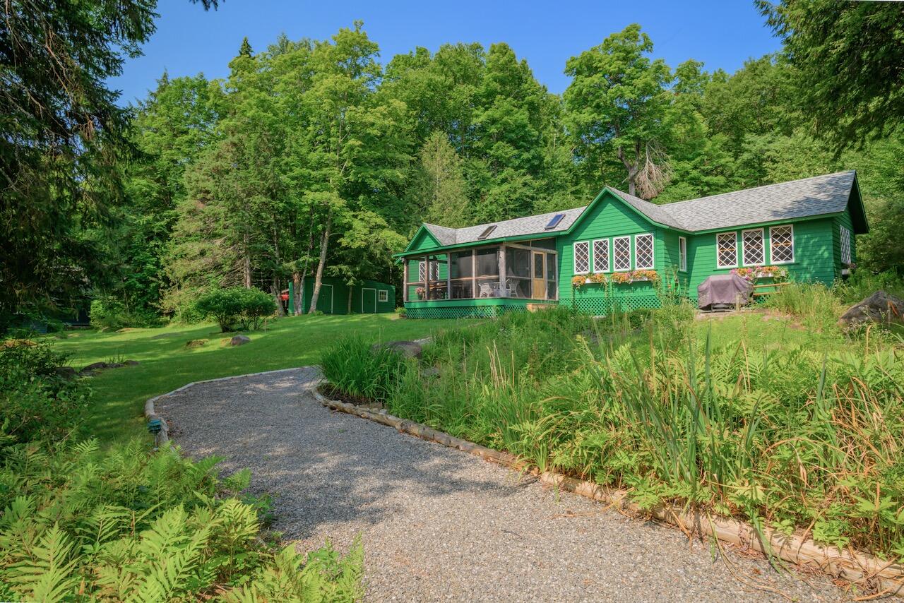 12 George & Bliss Lane Lake Placid NY 12946