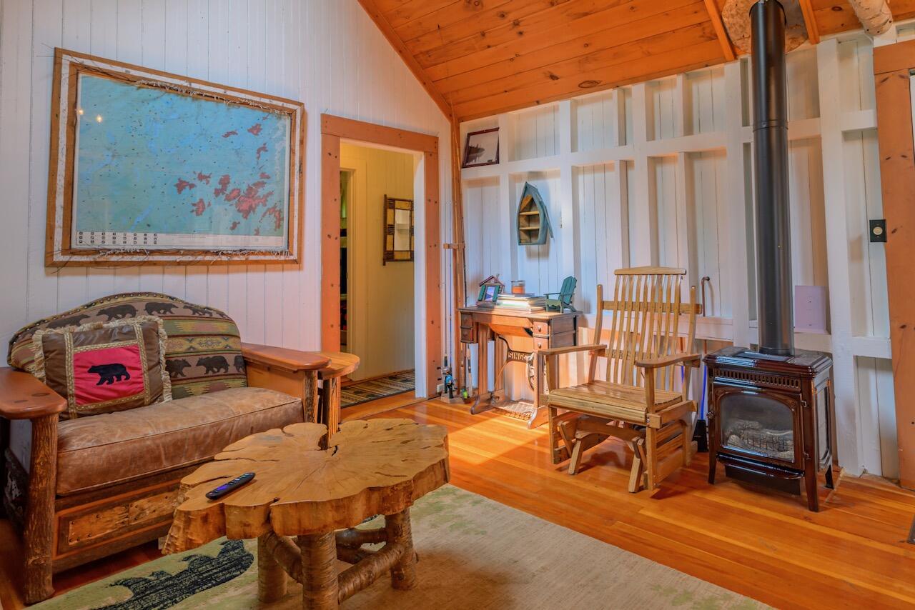 12 George & Bliss Lane Lake Placid NY 12946