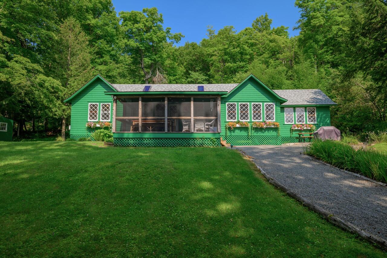 12 George & Bliss Lane Lake Placid NY 12946