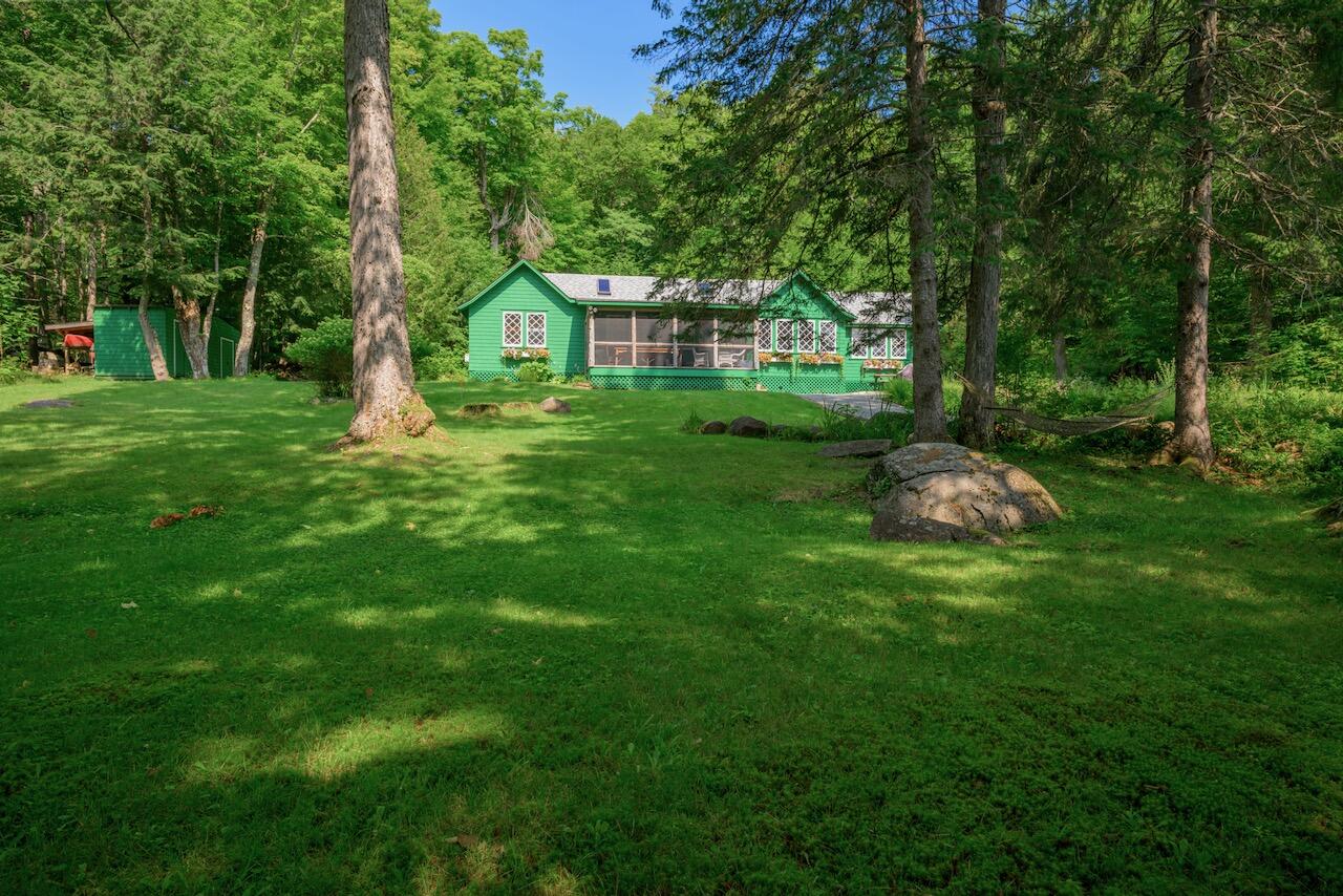 12 George & Bliss Lane Lake Placid NY 12946