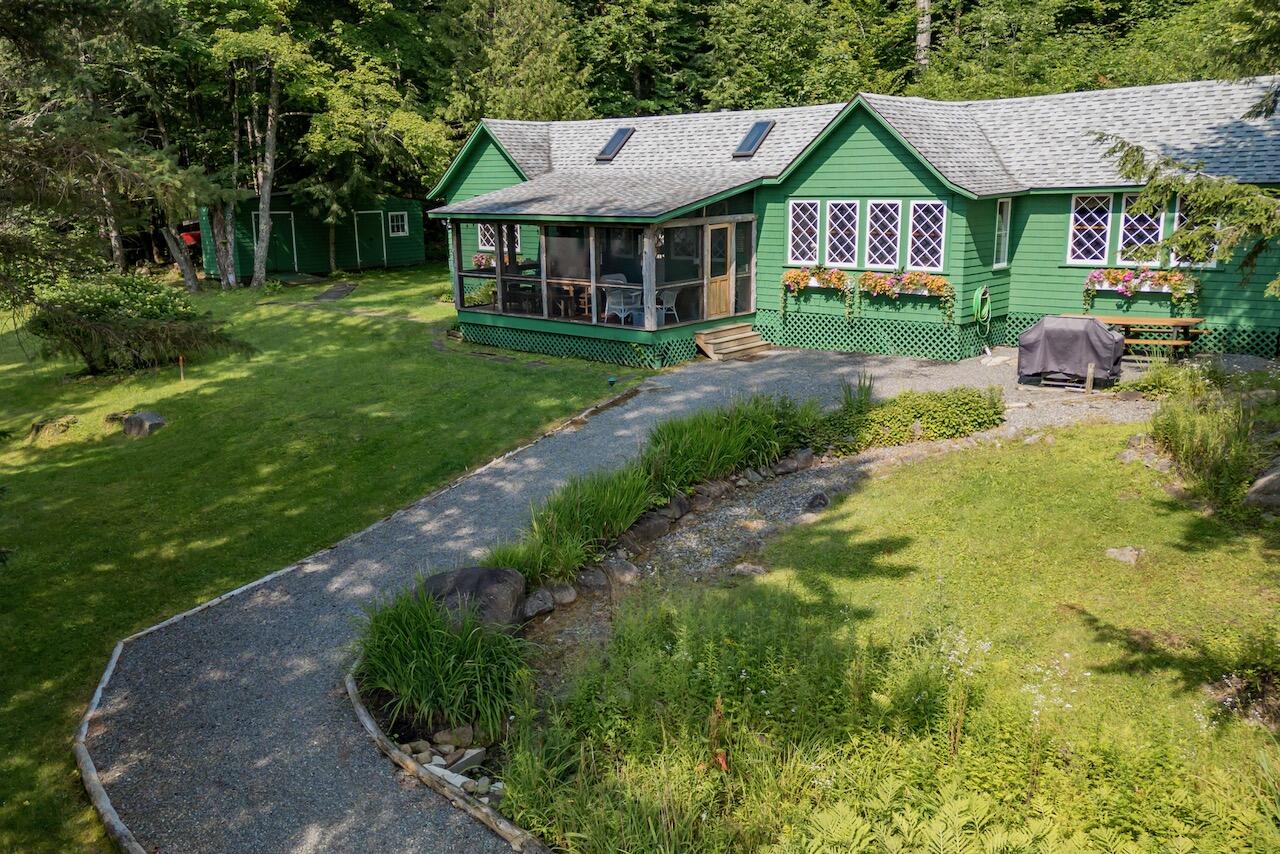 12 George & Bliss Lane Lake Placid NY 12946