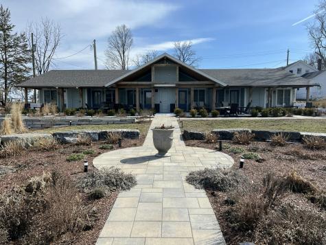 29 Beggs Point Street Essex NY 12936