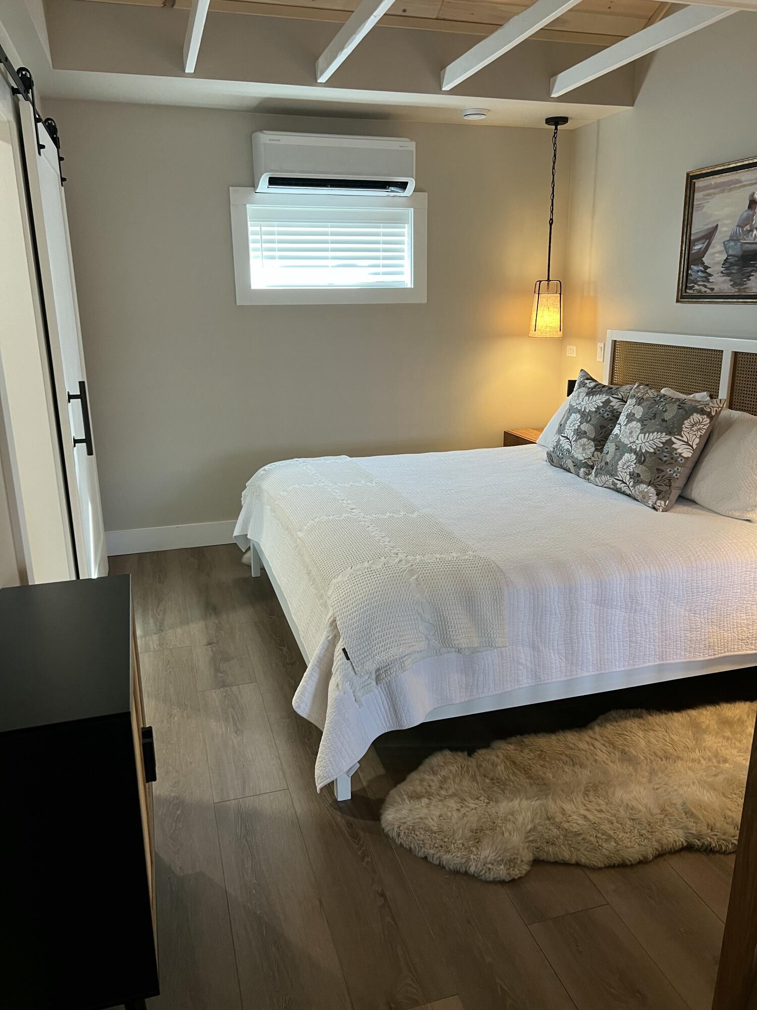 29 Beggs Point Street Essex NY 12936